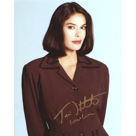 Signed Autograph Hatcher Teri - All-autographes.com