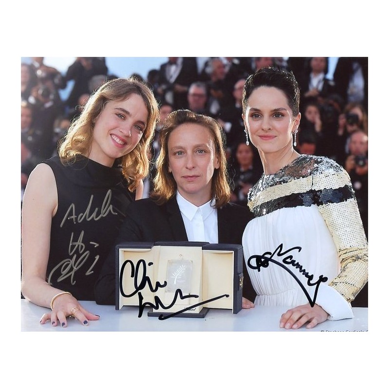 Adele Haenel en Céline et Noémie Merlant en Louis Vuitton